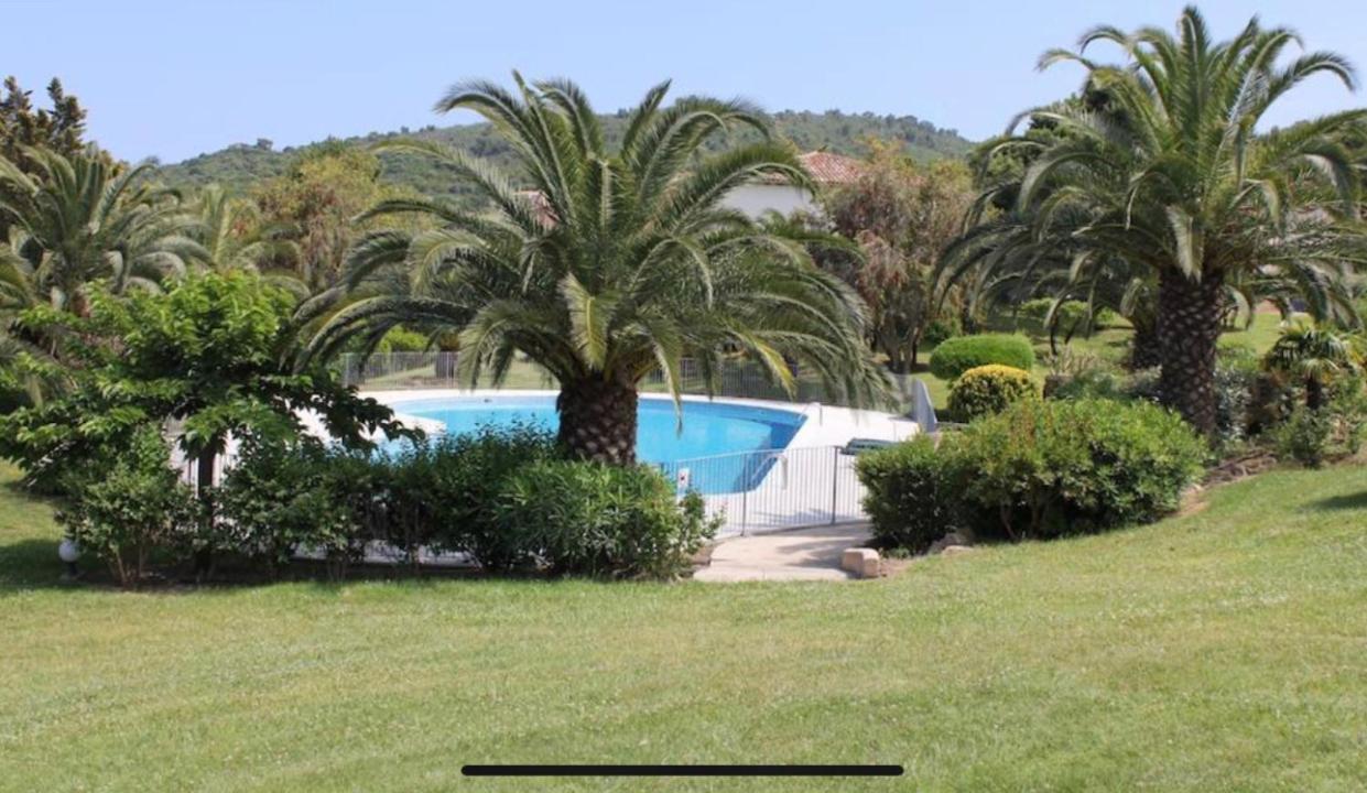 Favone Mini Villa Playa Del Oro Екстериор снимка